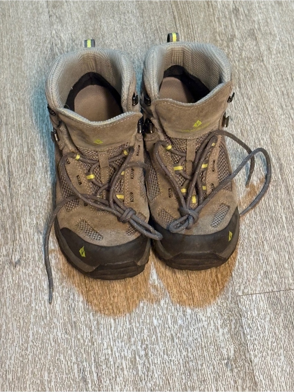 VASQUE BREEZE 2.0 ULTRA DRY KIDS BOOTS SIZE 5